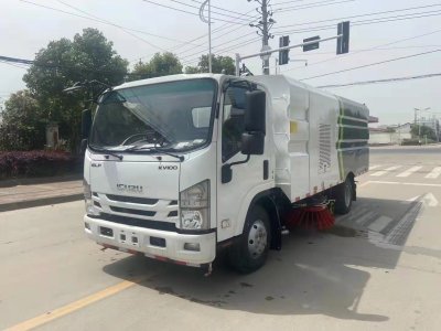 五十铃   8方   洗扫车